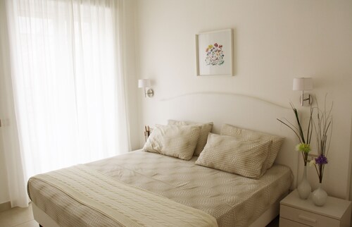 Angelina Residence