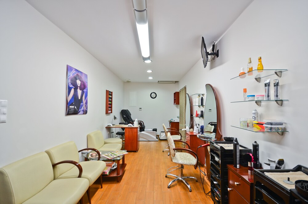 Nail Salon