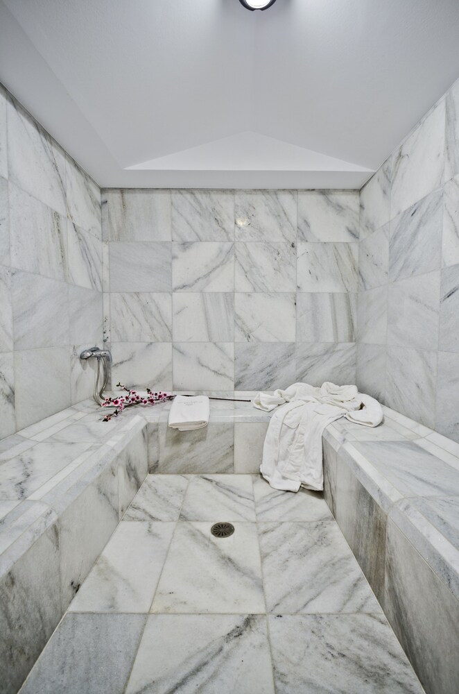 Steam Room