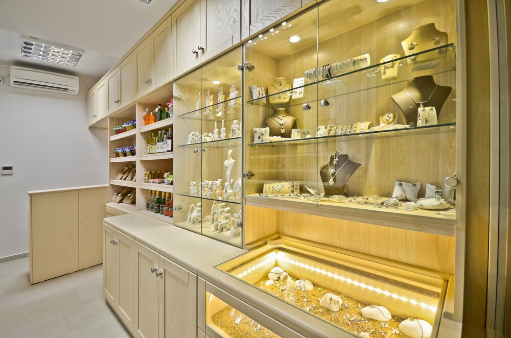 Gift Shop