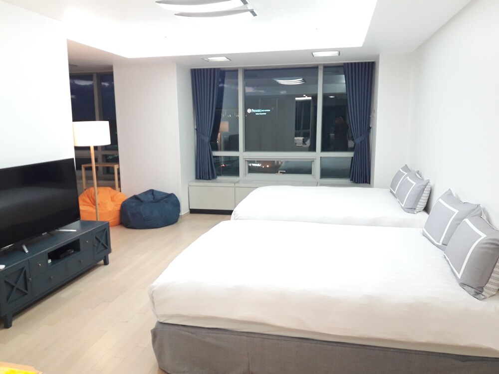 Childrens Theme Room