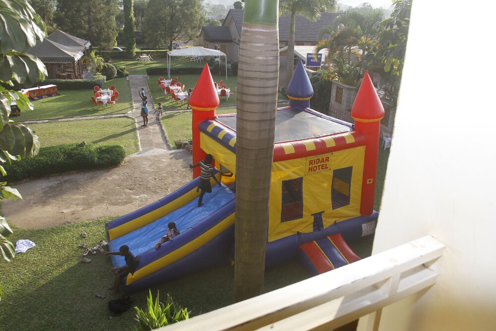 Childrens Play Area - Outdoor