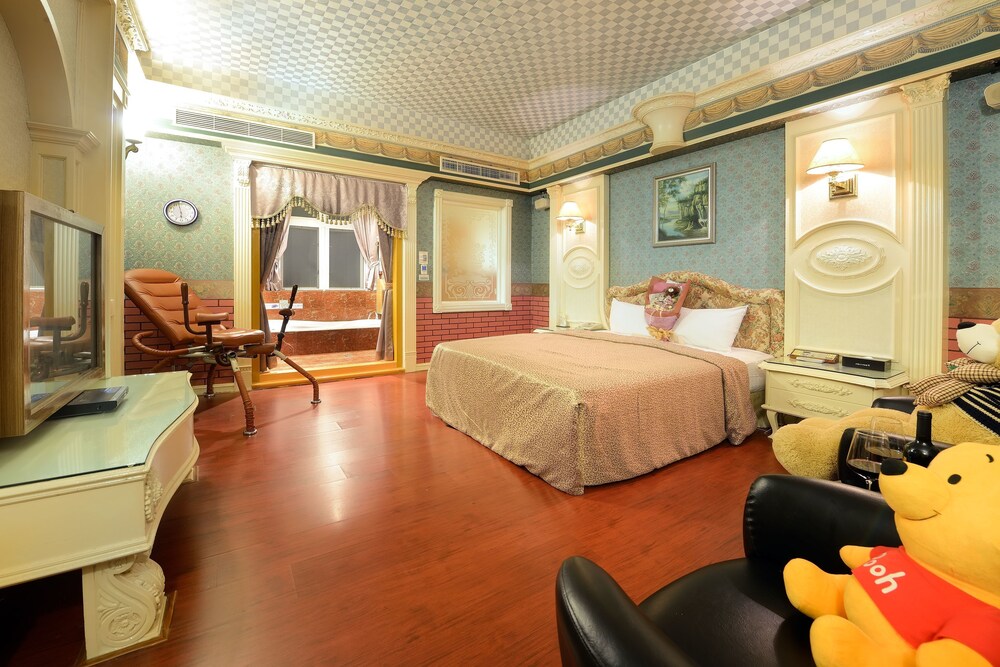 Guestroom