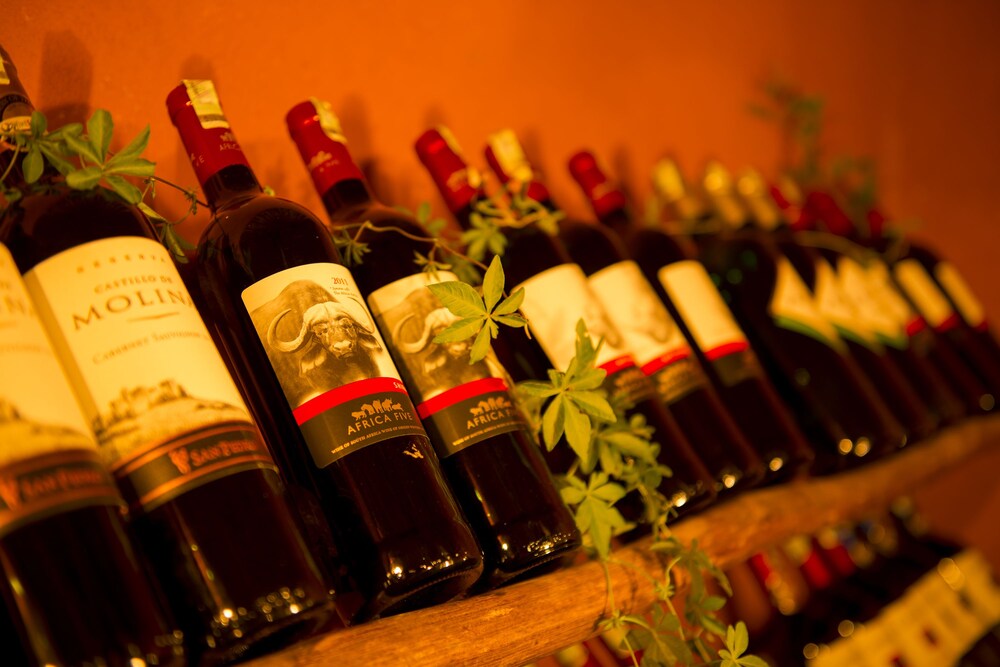 Hotel Bar