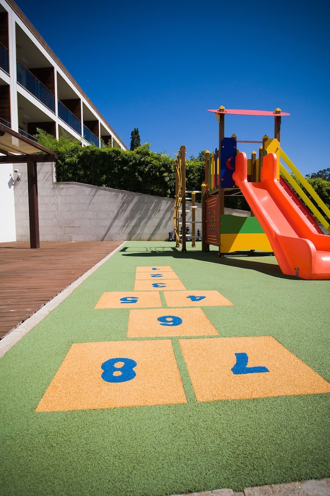 Childrens Play Area - Outdoor
