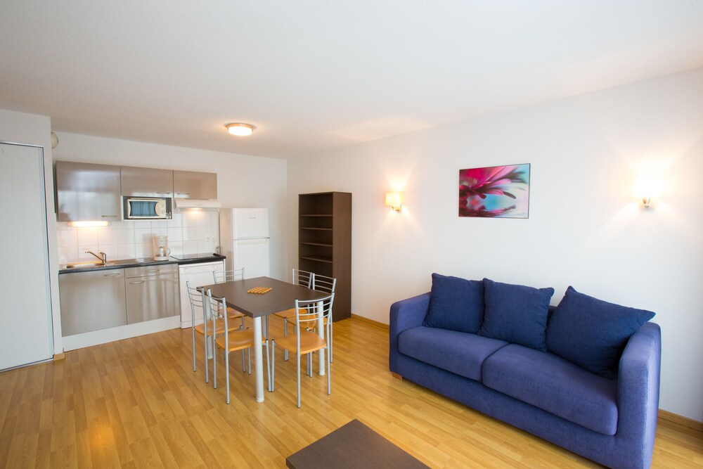 Suite, Connecting Rooms - Living Area