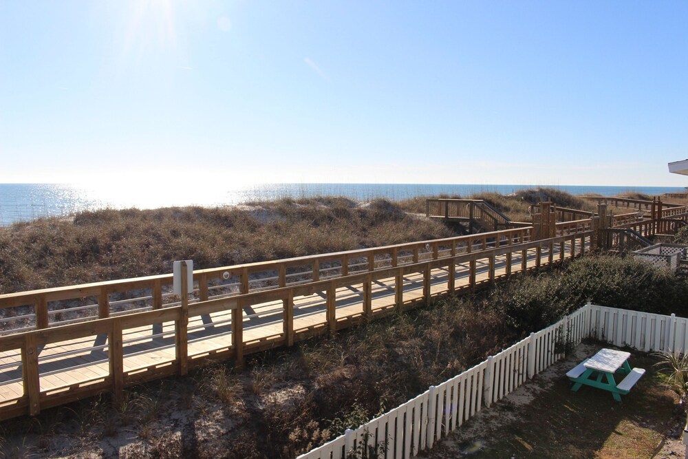 Beach/Ocean View