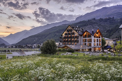 Hotel Sant'Orso - Mountain Lodge & Spa