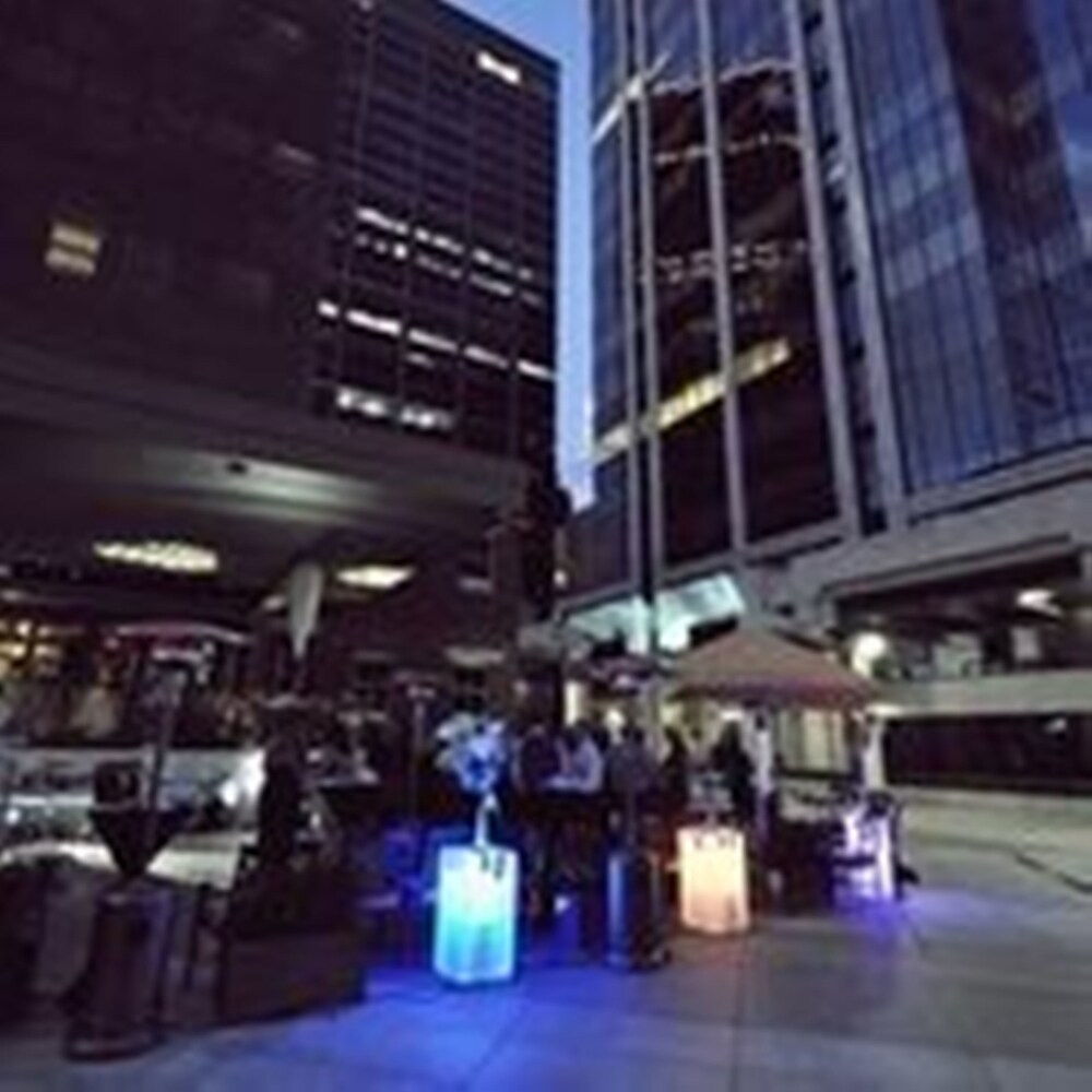 Hotel Bar