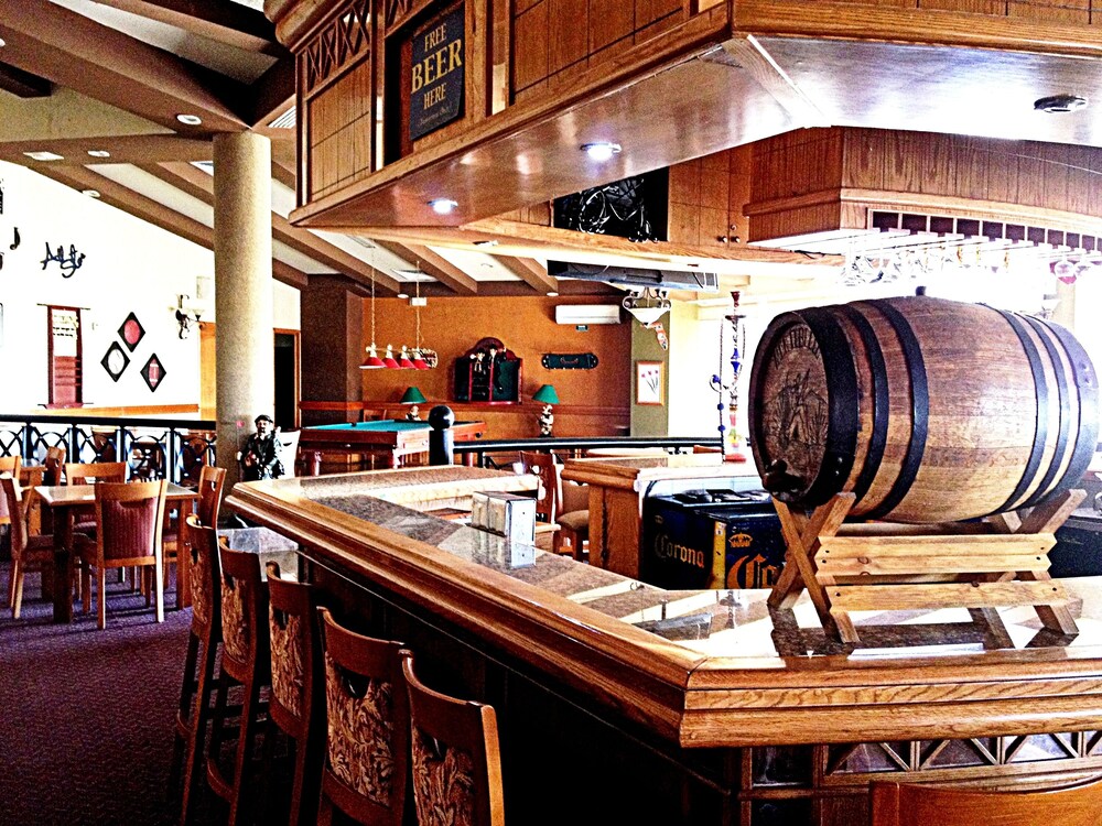 Hotel Bar