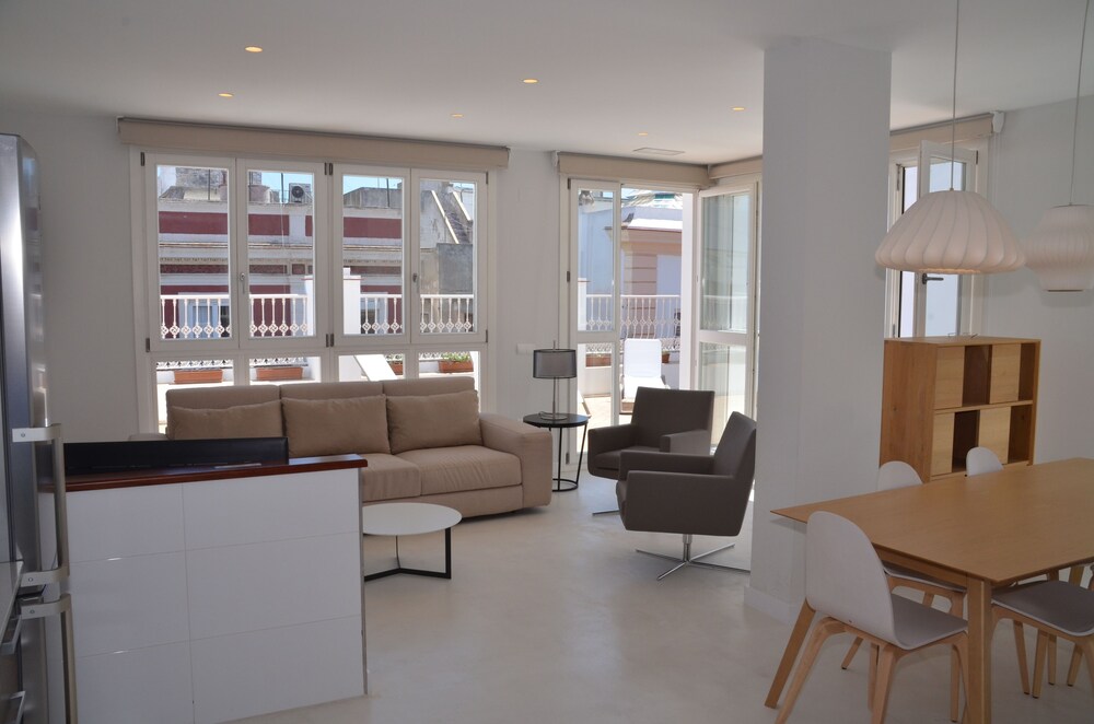 Penthouse - Living Room