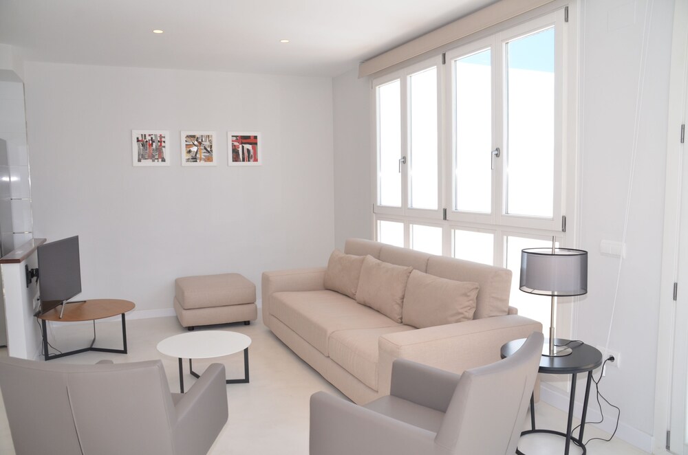 Penthouse - Living Room