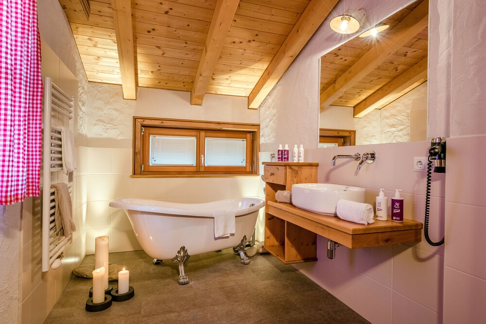 Chalet, 3 Bedrooms, Terrace (Almlodge) - Bathroom