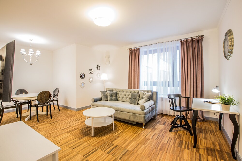 Superior Apartment, 1 Bedroom - Living Room