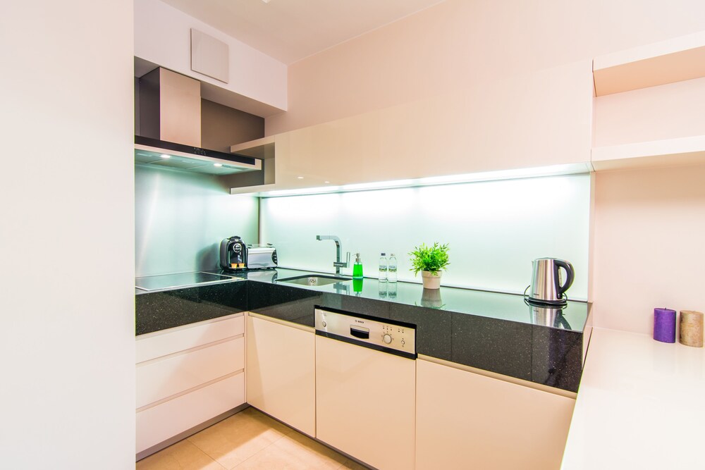 Deluxe Apartment, 1 Bedroom - In-Room Kitchenette