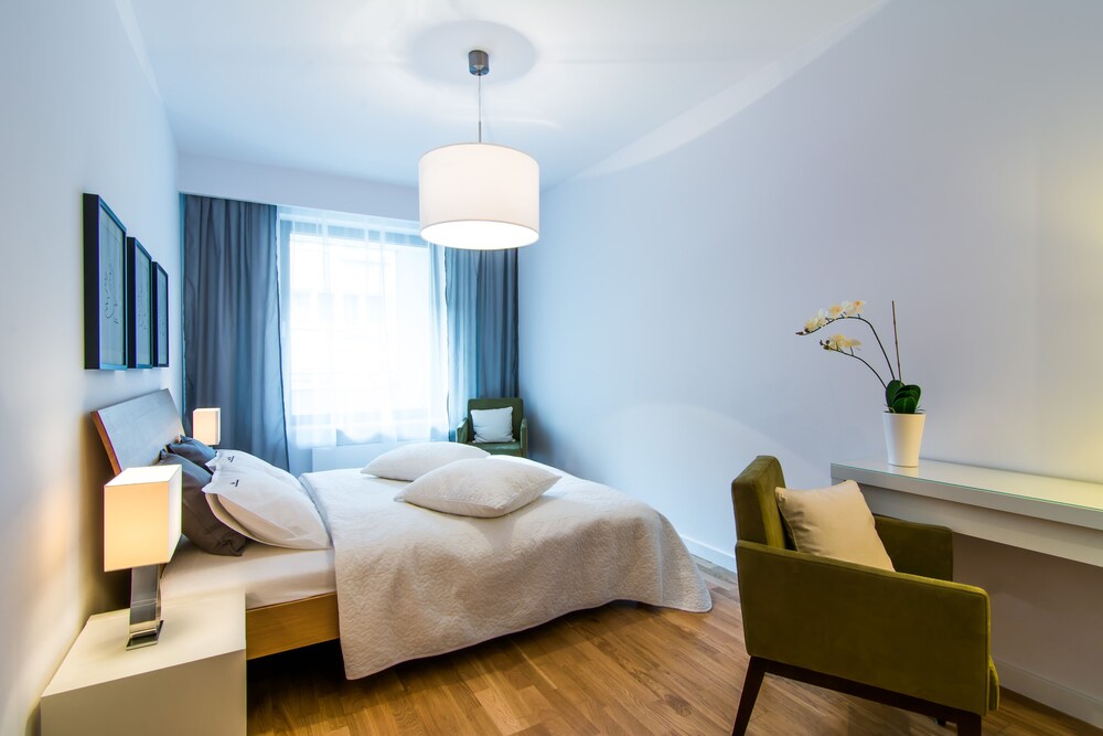 Deluxe Apartment, 1 Bedroom - Guestroom