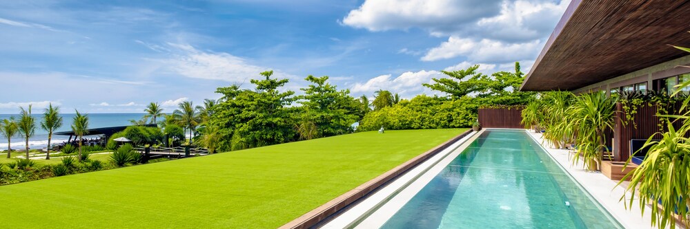 Infinity Pool