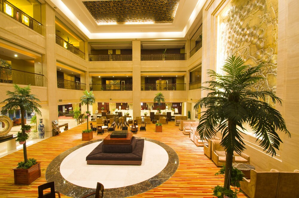 Hotel Lounge