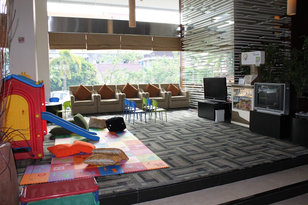 Childrens Play Area - Indoor