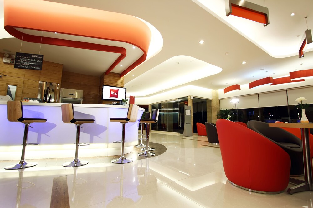 Hotel Bar