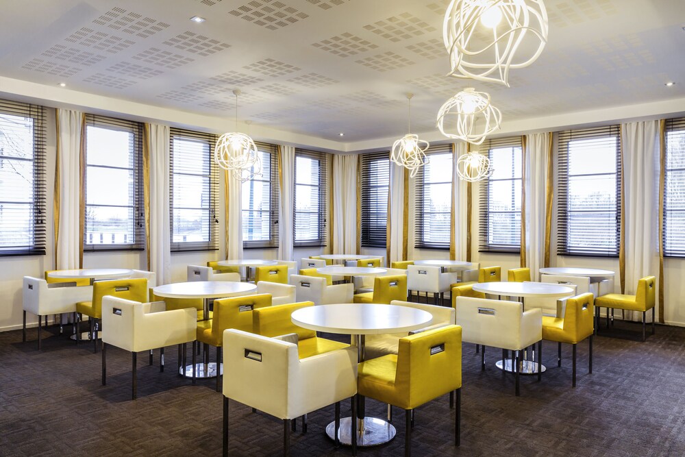 Salle de petit-déjeuner