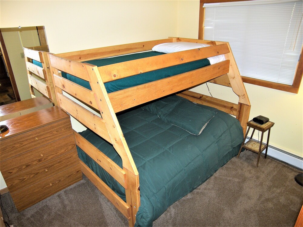 Standard Room, 2 Bedrooms - Guestroom
