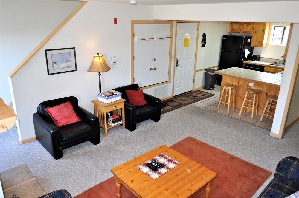 Standard Room, 2 Bedrooms - Living Area