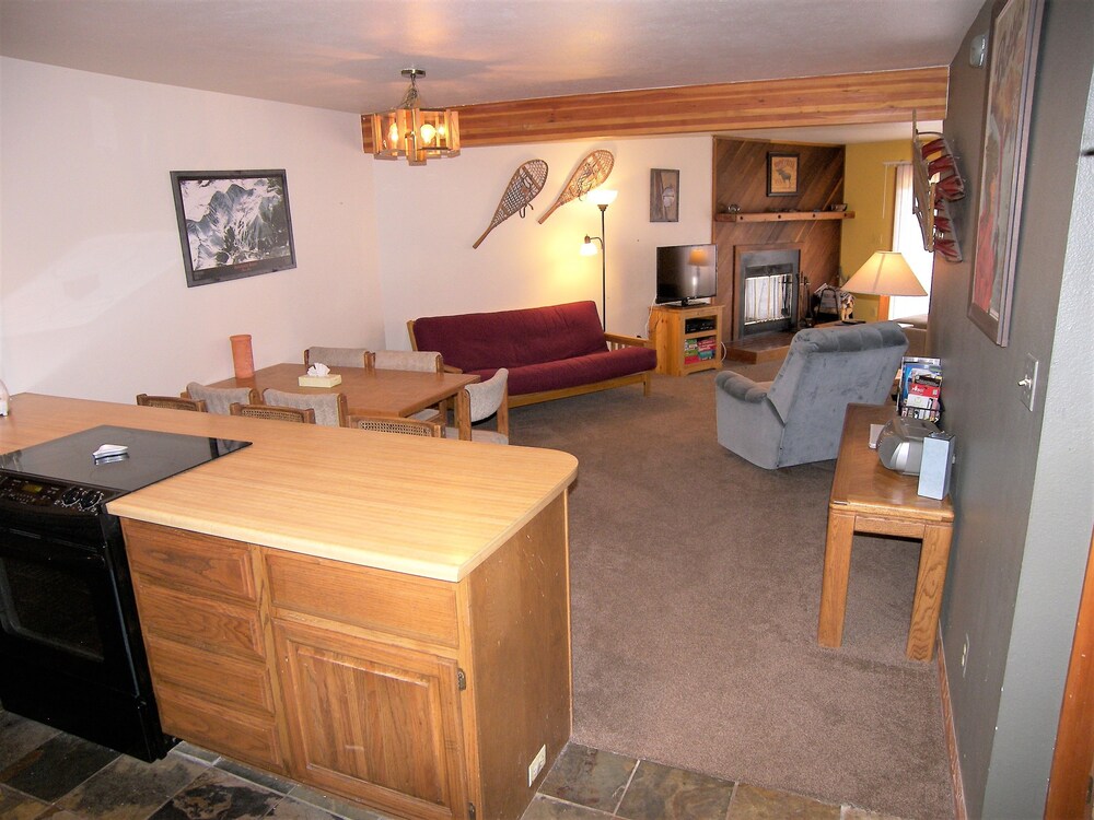 Standard Room, 2 Bedrooms - Living Area