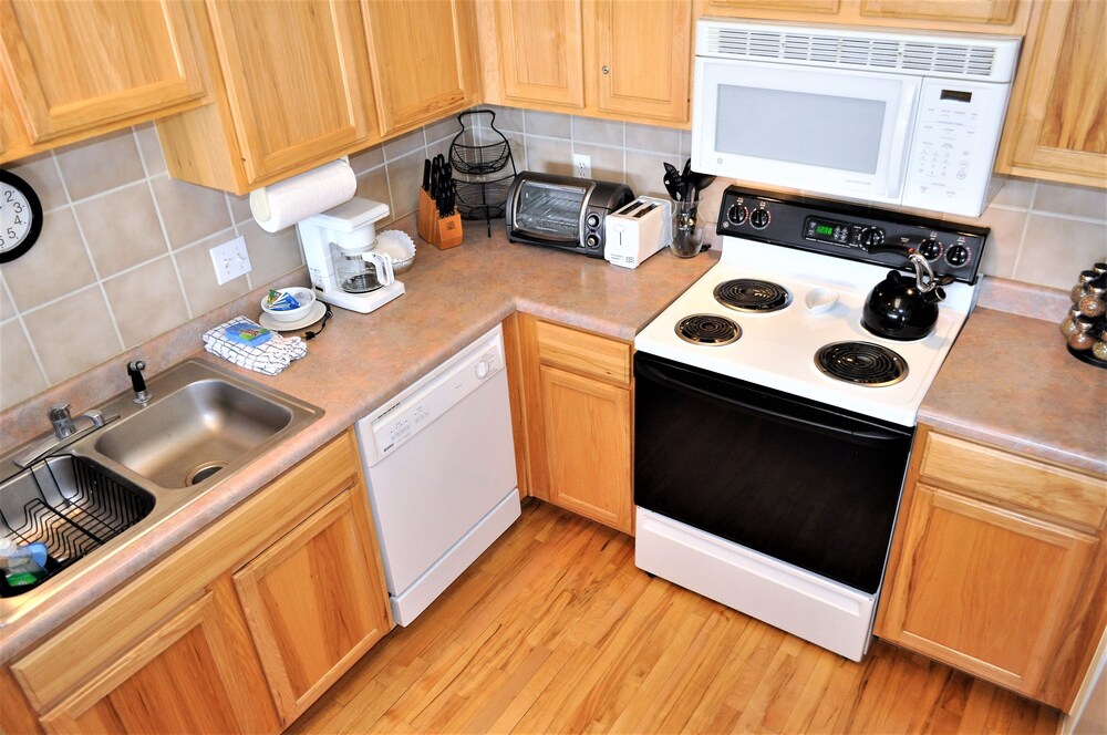 Standard Room, 3 Bedrooms - In-Room Kitchen