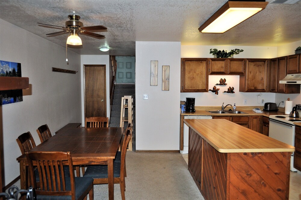 Standard Room, 2 Bedrooms - In-Room Kitchen
