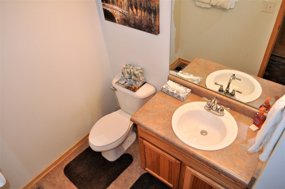 Standard Room, 3 Bedrooms - Bathroom