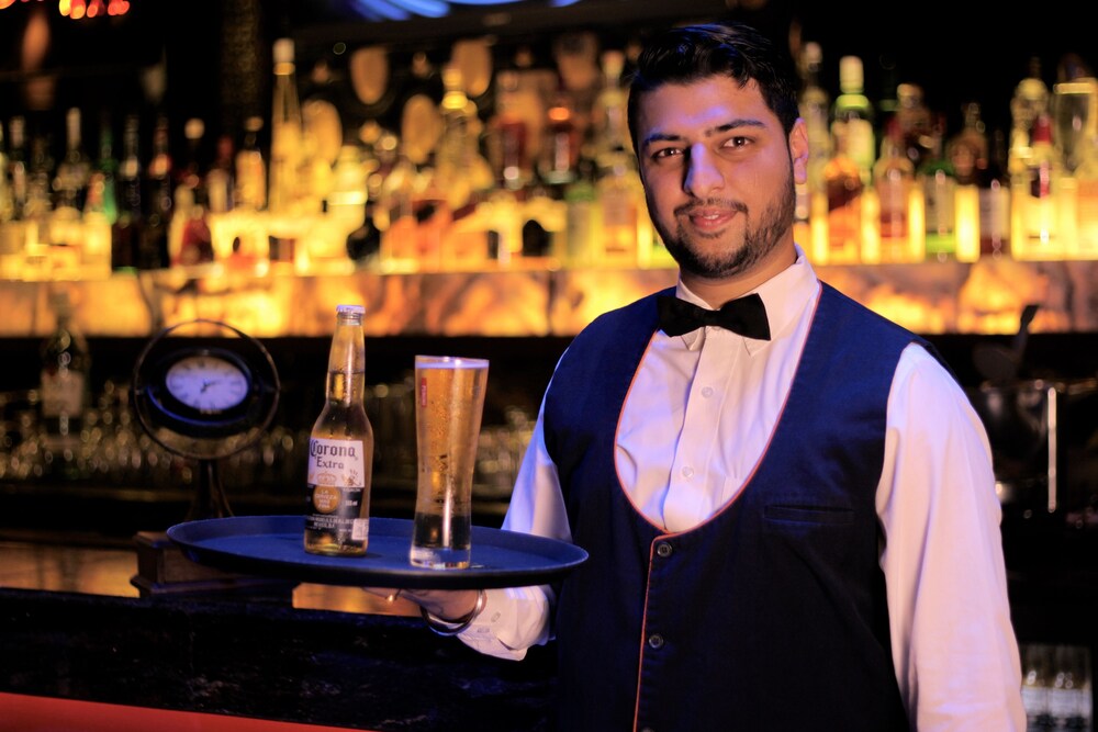 Hotel Bar