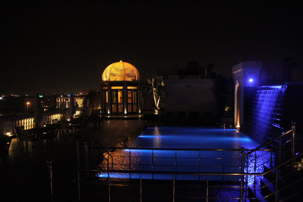 Rooftop Pool