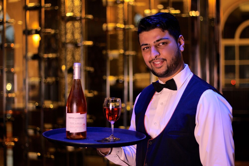 Hotel Bar