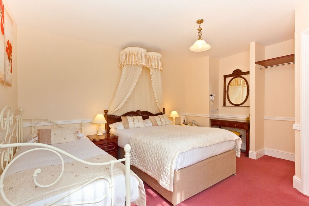 Guestroom