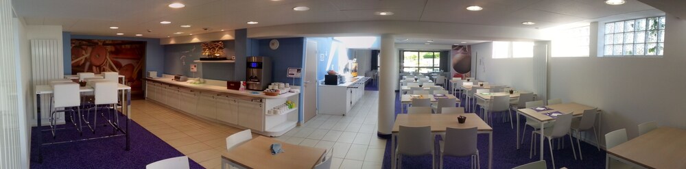 Salle de petit-déjeuner
