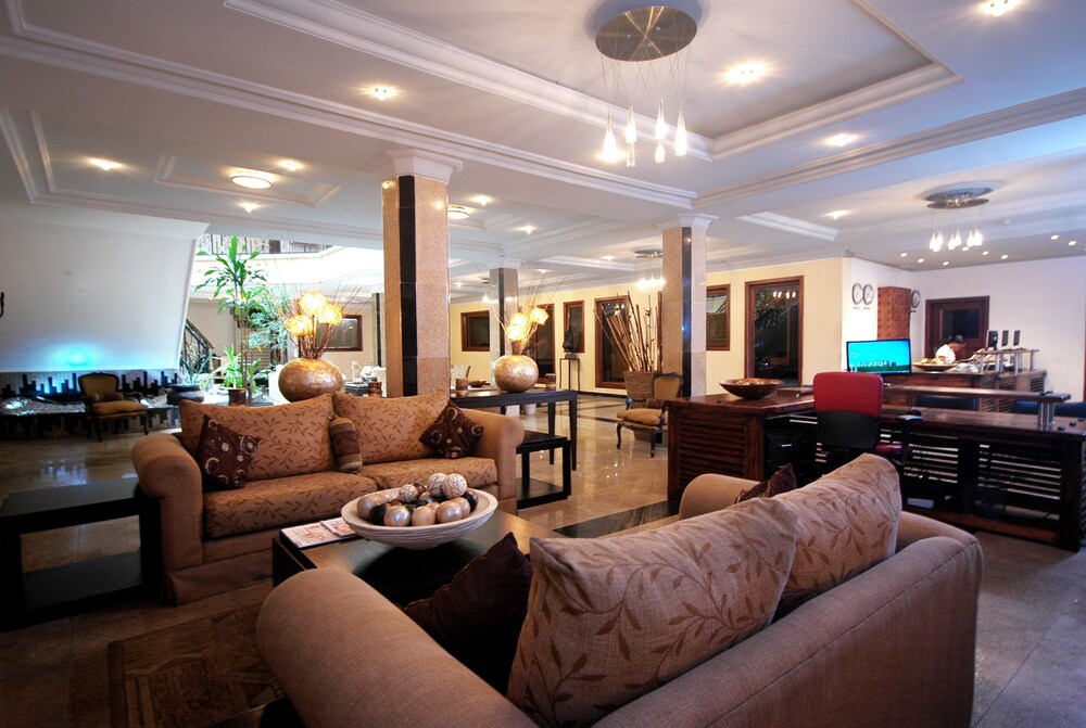 Hotel Lounge