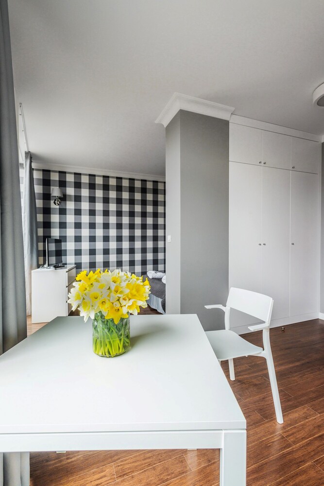Single Apartment - Guestroom