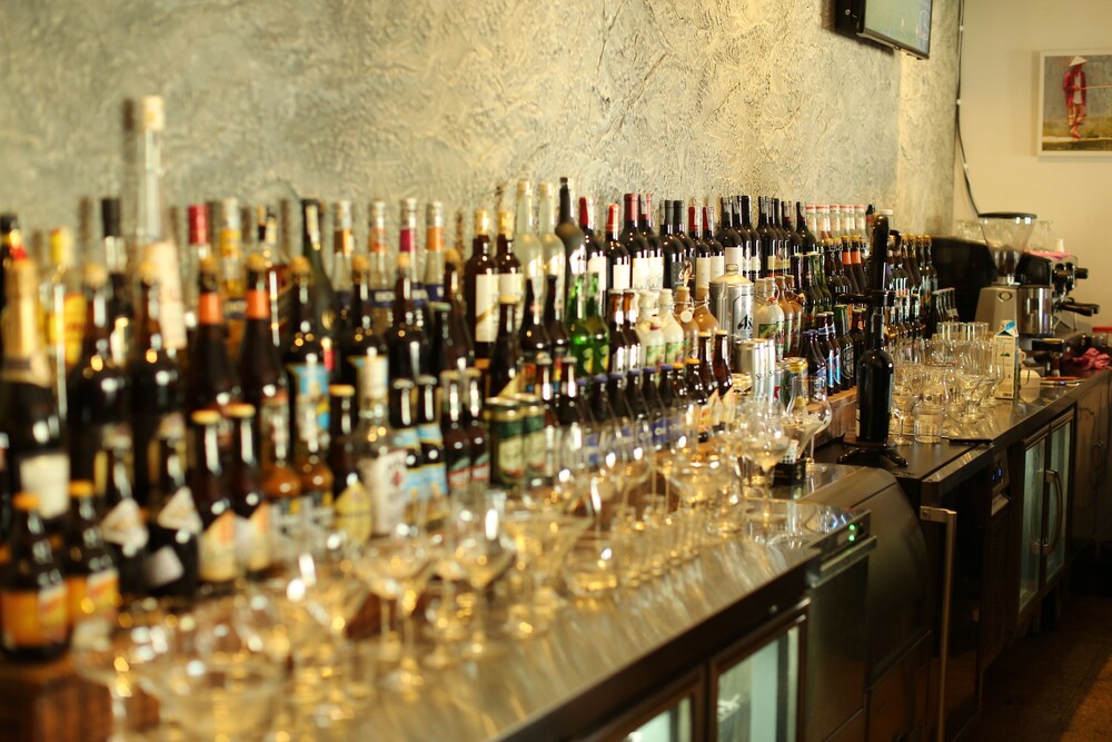 Hotel Bar