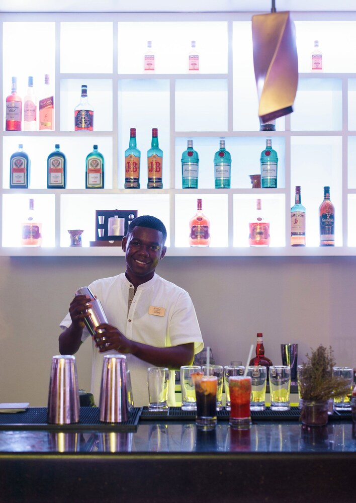 Hotel Bar