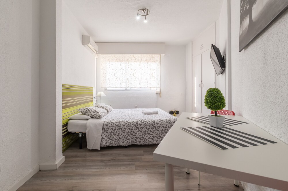 Studio, Private Bathroom (2 people) - Guestroom