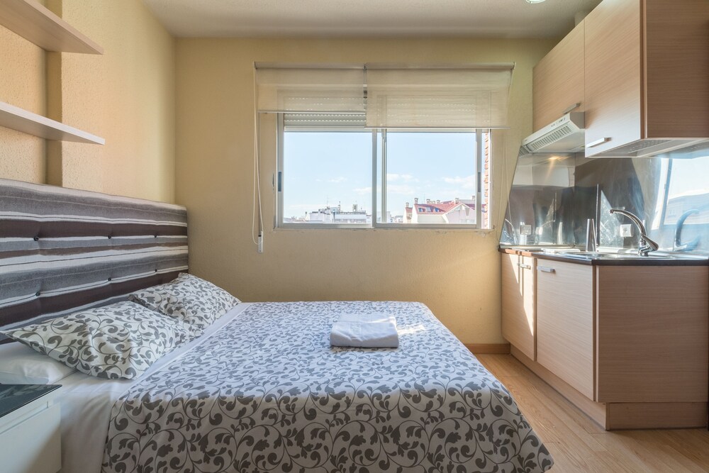 Studio, Private Bathroom (2 people) - In-Room Kitchenette