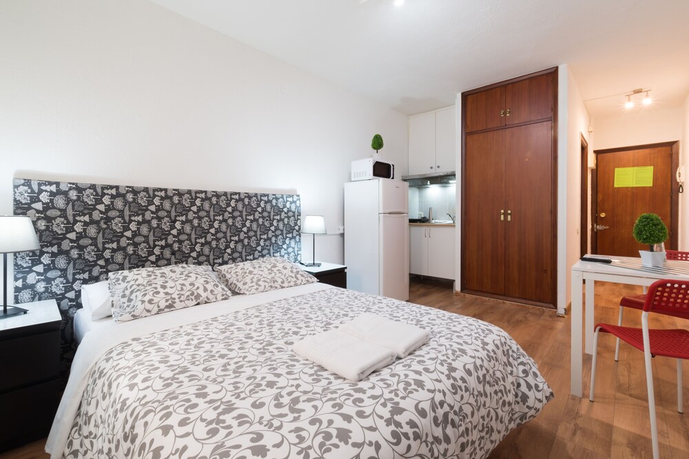 Studio, Private Bathroom (2 people) - In-Room Kitchenette