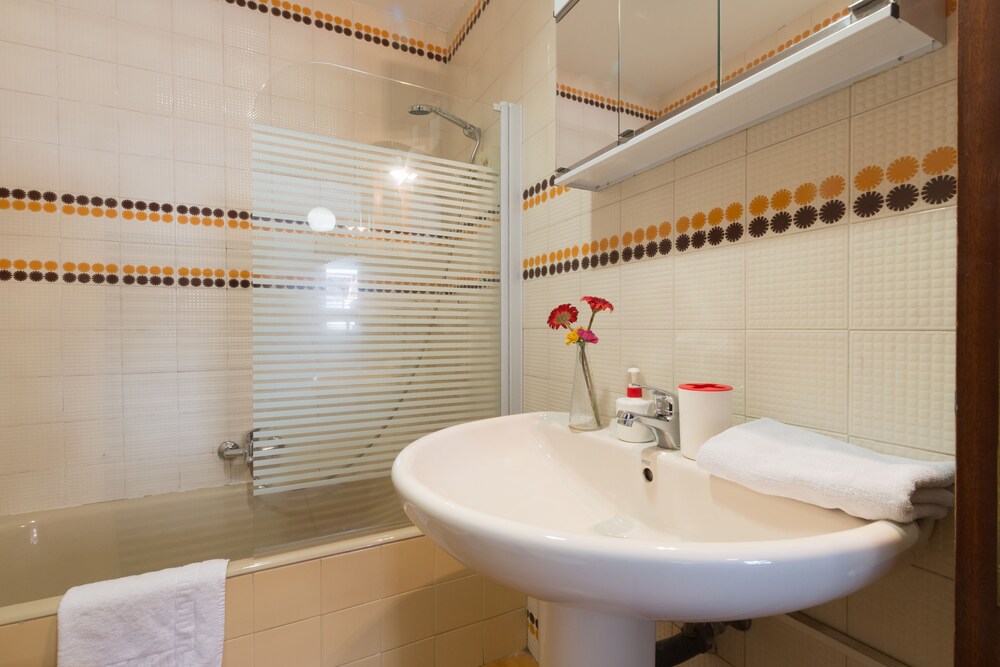 Apartment, 1 Bedroom - Bathroom