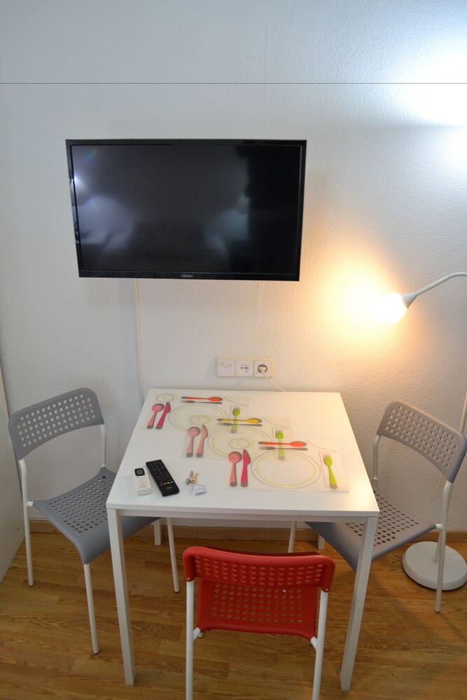Studio, Private Bathroom (3 people) - Guestroom