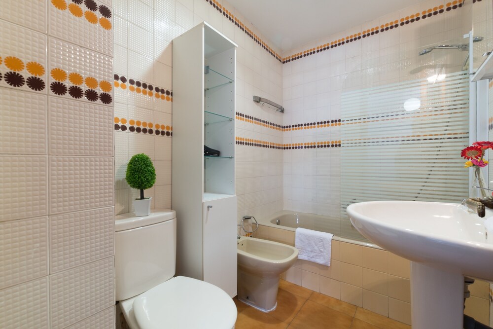 Apartment, 1 Bedroom - Bathroom