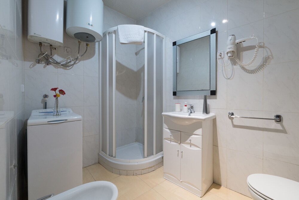 Studio, 1 Bedroom - Guestroom