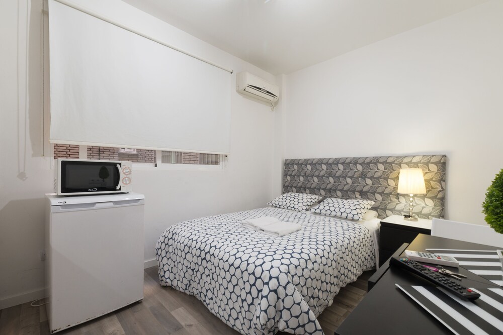 Studio, Private Bathroom (2 people) - Guestroom