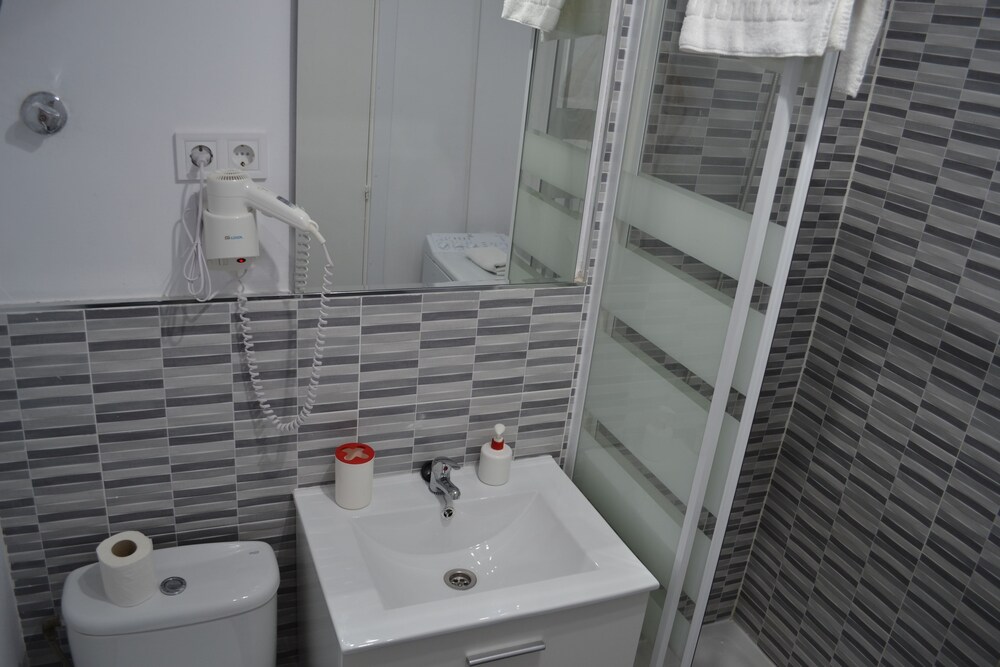 Studio, Private Bathroom (2 people) - Bathroom