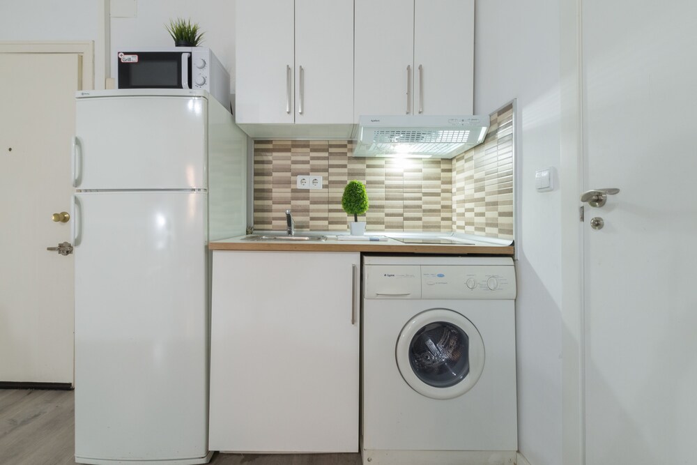 Studio, Private Bathroom (4 people) - In-Room Kitchen